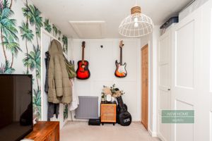 Photo 17- click for photo gallery